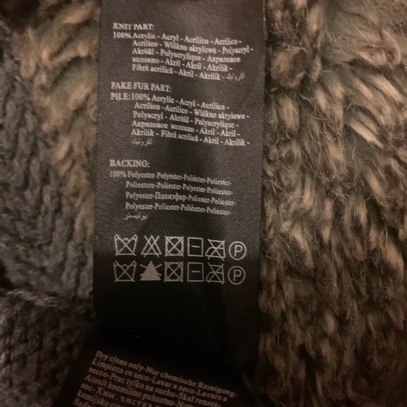 Ladies Small Brown Faux Fur Vest - Picture 5 of 5